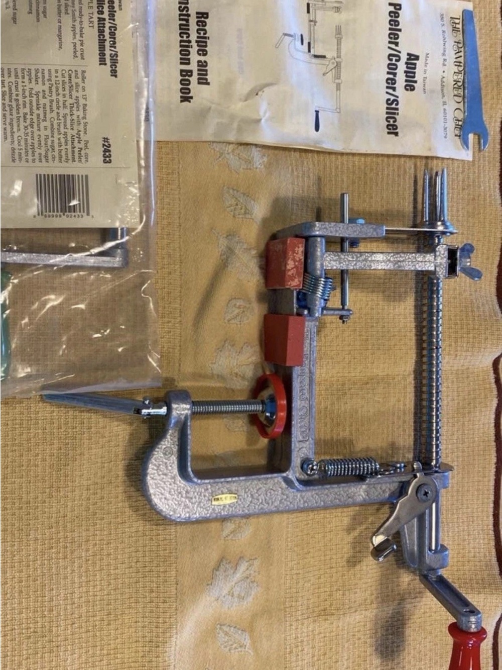 The Pampered Chef Apple Peeler Corer Slicer #2430 & Thick Slice Attachment #2433